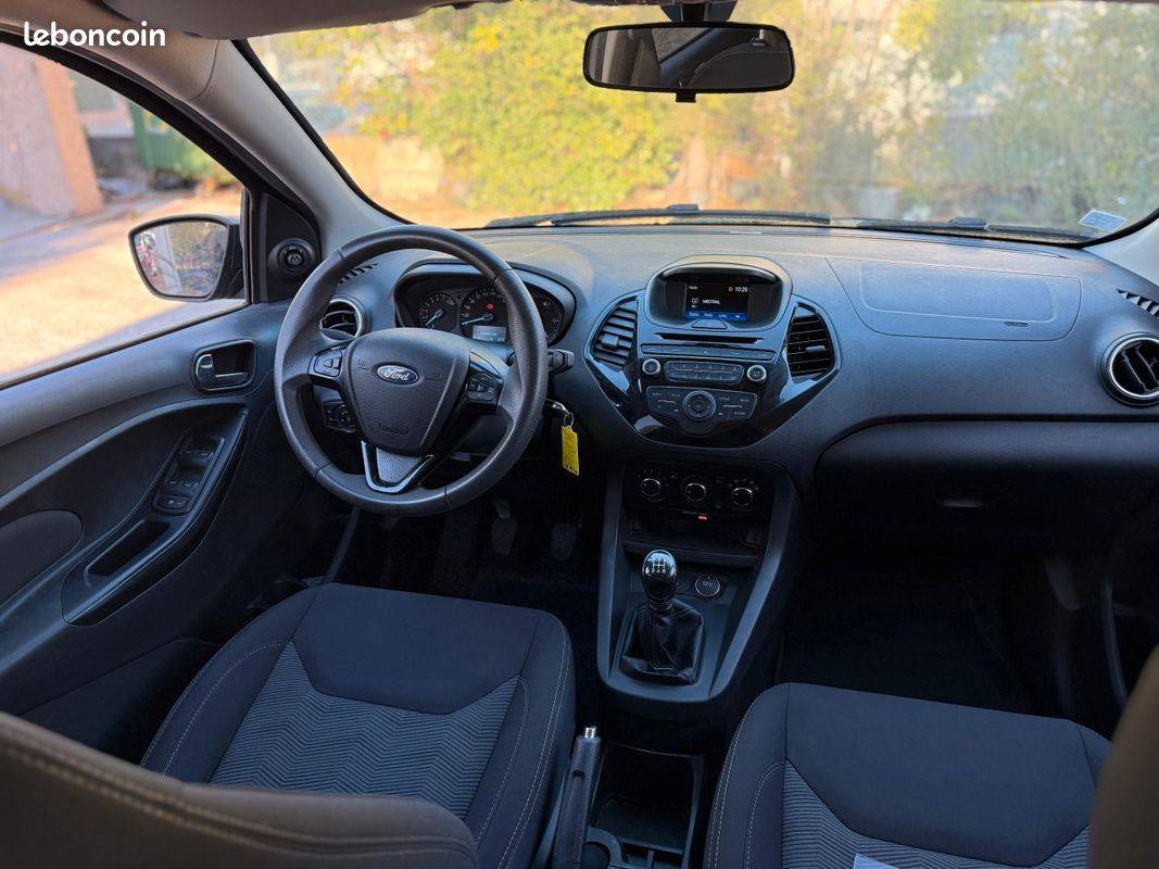 FORD KA+1.25 82CH PACK ULTIMATE 1ère MAIN
