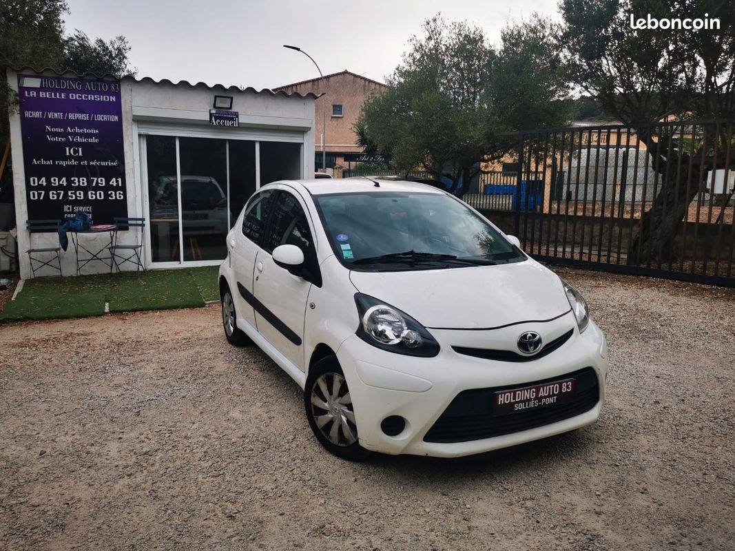 TOYOTA AYGO