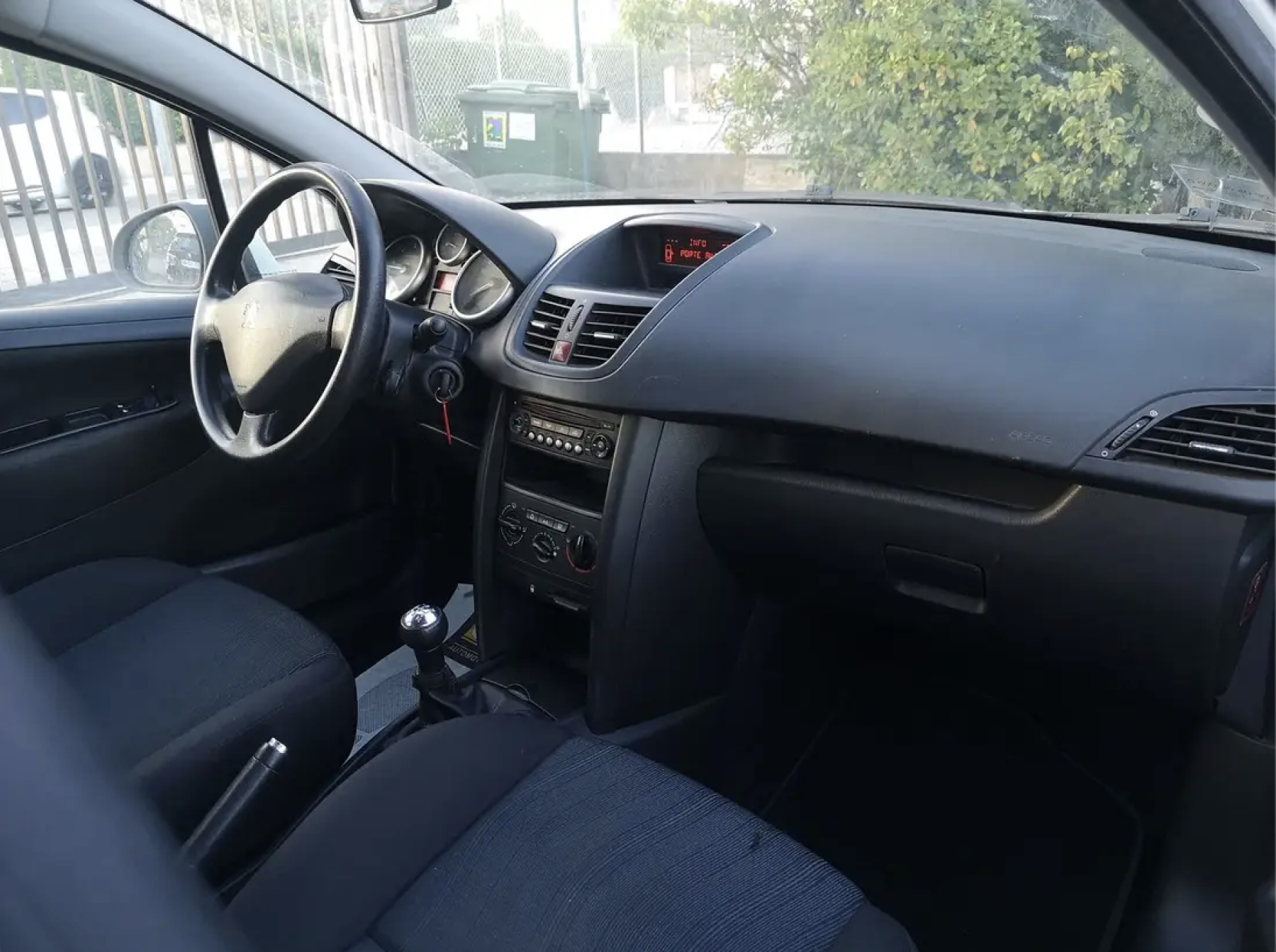 PEUGEOT 207 phase 2
